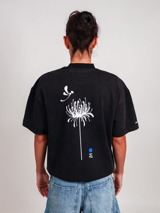 Lycoris tee